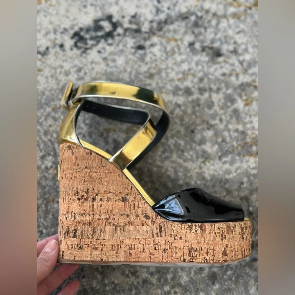Giuseppe Zanotti Black/Gold Patent Leather Wedge Sandals Size‎ 36.5